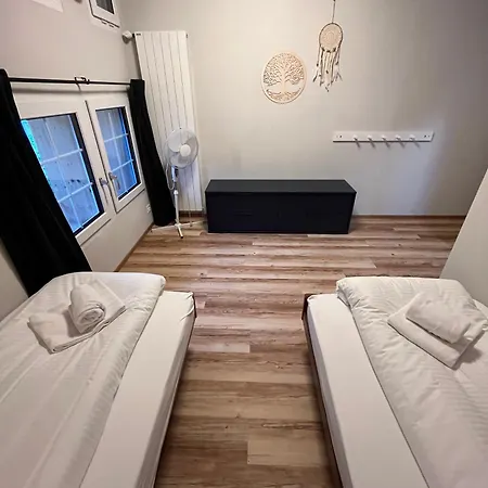Mountain Homes Apartment